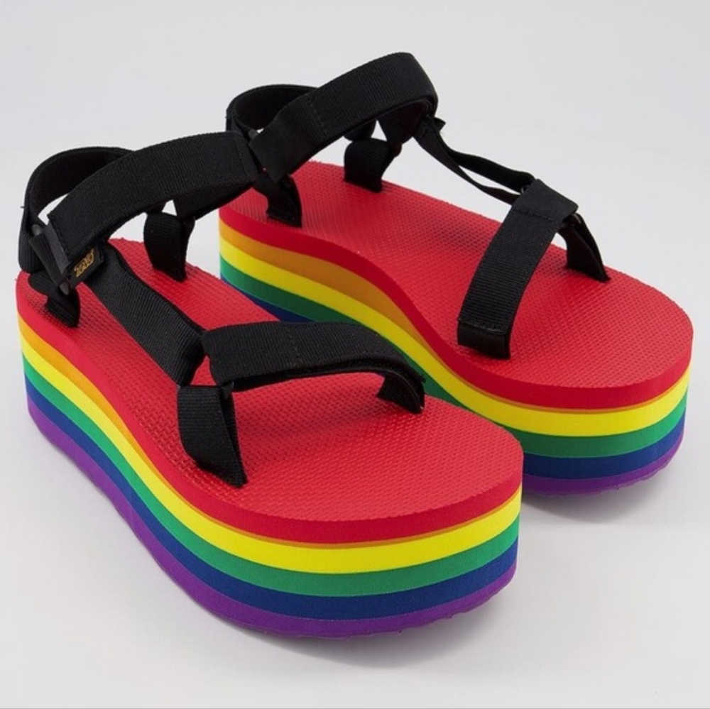 Teva Flatform Bold Universal Stripe Rainbow Pride Platform Adjustable Sandals